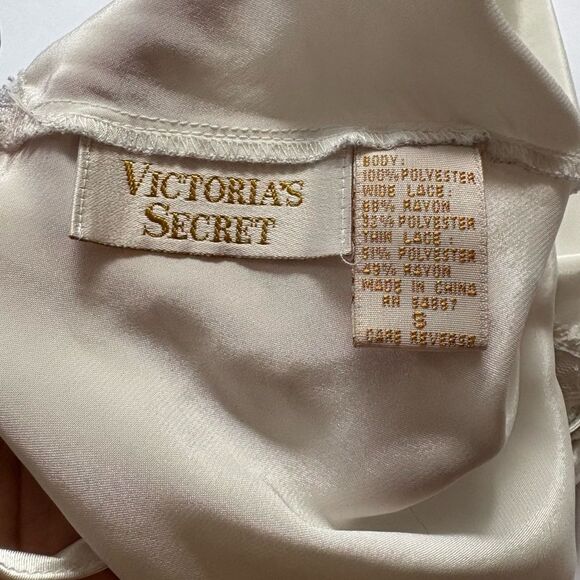 VICTORIA’S SECRET White Satin Lace Trim Bodysuit Vintage Lingerie Small - Picture 6 of 6